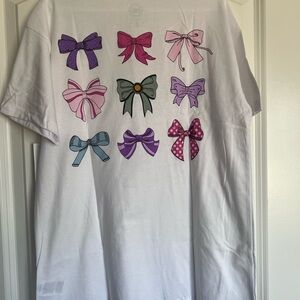 Girls Oversized Bow Tee. Size 10/12